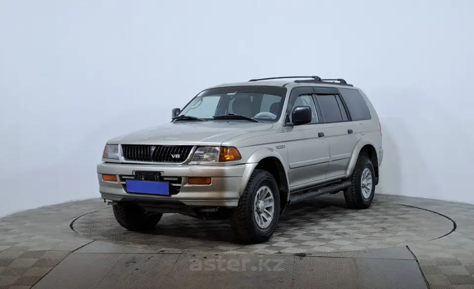 1999 Mitsubishi Montero