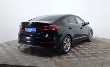 Hyundai Elantra 2018 года за 7 290 000 тг. в Астана