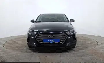 Hyundai Elantra 2018 года за 7 290 000 тг. в Астана фото 2