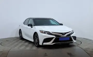 Toyota Camry 2021 года за 11 790 000 тг. в Астана фото 3