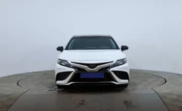 Toyota Camry 2021 года за 11 790 000 тг. в Астана фото 2