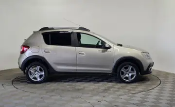 Renault Sandero 2021 года за 5 390 000 тг. в Алматы фото 4