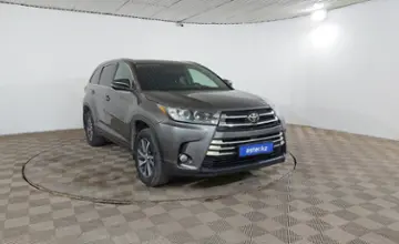 Toyota Highlander 2017 года за 15 490 000 тг. в Шымкент фото 3