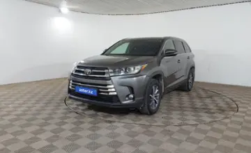 Toyota Highlander 2017 года за 15 490 000 тг. в Шымкент фото 1