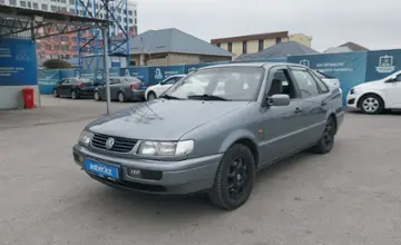 Volkswagen Passat 1994 года за 990 000 тг. в Шымкент фото 1