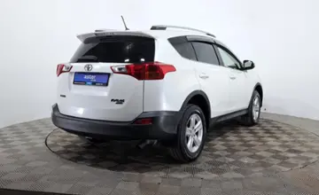 Toyota RAV4 2014 года за 10 190 000 тг. в Астана