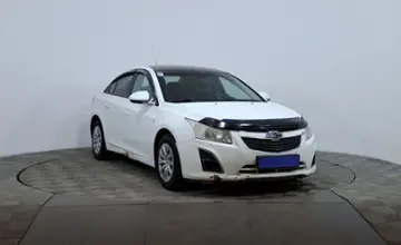 Chevrolet Cruze 2013 года за 2 190 000 тг. в Астана фото 3