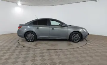 Chevrolet Cruze 2010 года за 2 290 000 тг. в Шымкент фото 4