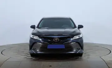 Toyota Camry 2019 года за 13 990 000 тг. в Астана фото 2