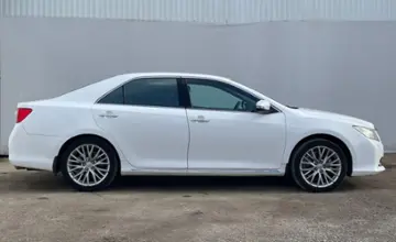 Toyota Camry 2011 года за 7 990 000 тг. в Уральск фото 4