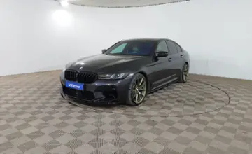 BMW 5 серии 2017 года за 17 990 000 тг. в Шымкент фото 1