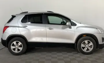 Chevrolet Tracker 2014 года за 4 190 000 тг. в Караганда фото 4