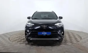 Toyota RAV4 2018 года за 10 690 000 тг. в Астана фото 2