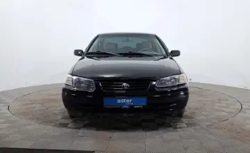 Toyota Camry 1998 года за 2 490 000 тг. в Астана фото 2