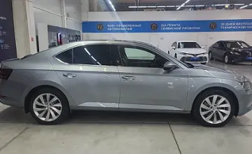 Skoda Superb 2019 года за 10 990 000 тг. в Усть-Каменогорск фото 4