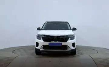 Kia Seltos 2023 года за 7 750 000 тг. в Астана фото 2