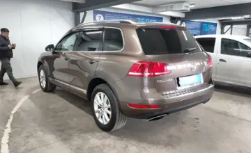 Volkswagen Touareg 2012 года за 11 590 000 тг. в Астана фото 4