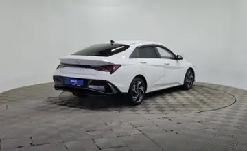 Hyundai Elantra 2023 года за 7 990 000 тг. в Алматы
