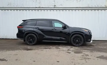 Toyota Highlander 2023 года за 23 000 000 тг. в Алматы фото 4