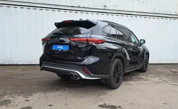 Toyota Highlander 2023 года за 23 000 000 тг. в Алматы