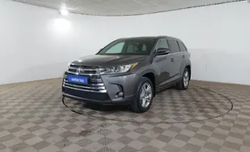 Toyota Highlander 2016 года за 16 100 000 тг. в Шымкент фото 1