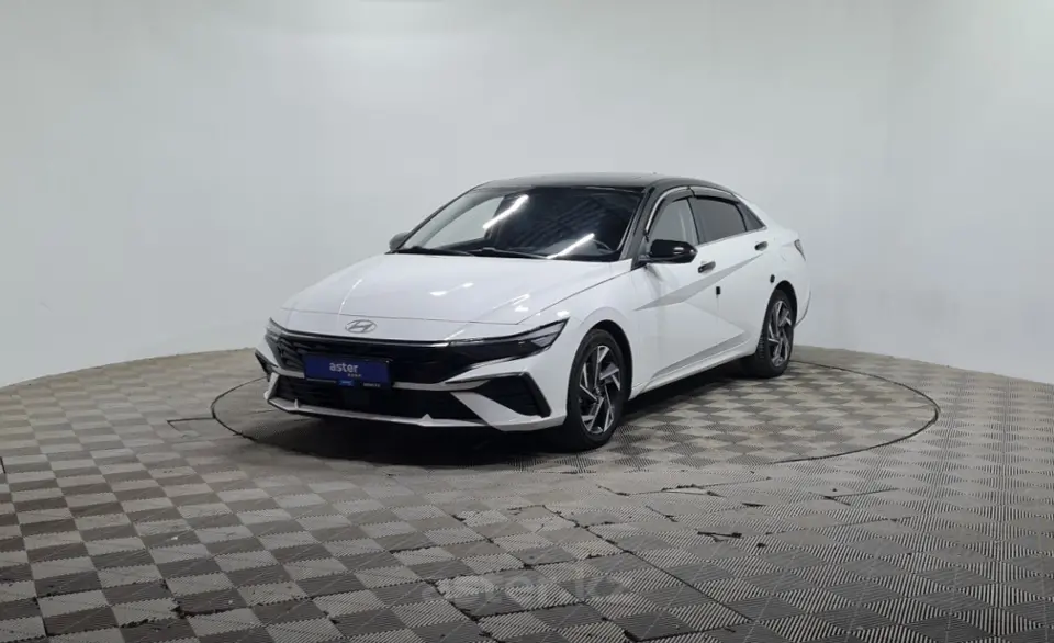 2024 Hyundai Elantra