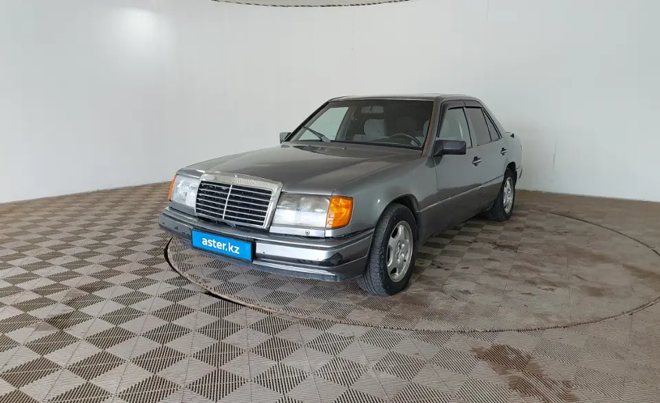 1990 Mercedes-Benz E-Класс
