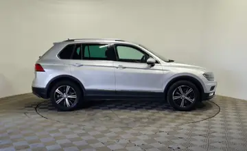 Volkswagen Tiguan 2017 года за 10 290 000 тг. в Алматы фото 4