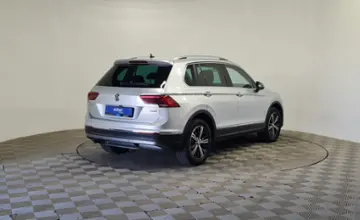 Volkswagen Tiguan 2017 года за 10 290 000 тг. в Алматы