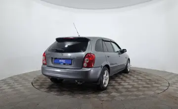 Mazda 323 2002 года за 1 590 000 тг. в Астана
