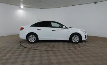 Chevrolet Cruze 2013 года за 2 890 000 тг. в Шымкент фото 4