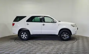 Toyota Fortuner 2006 года за 6 990 000 тг. в Алматы фото 4