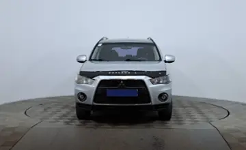 Mitsubishi Outlander 2011 года за 5 990 000 тг. в Астана фото 2