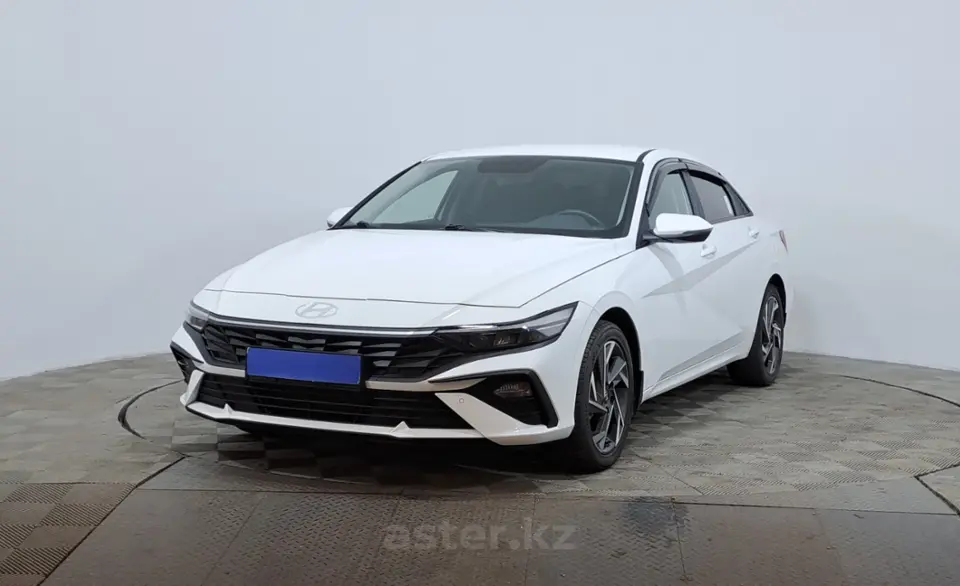 2024 Hyundai Elantra