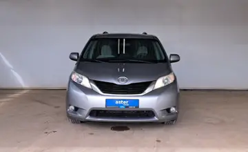 Toyota Sienna 2014 года за 13 000 000 тг. в Кызылорда фото 2