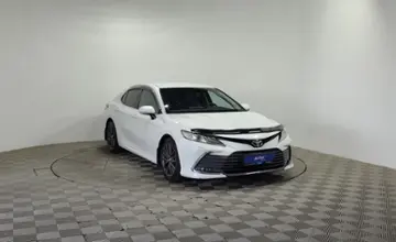 Toyota Camry 2021 года за 14 990 000 тг. в Алматы фото 3