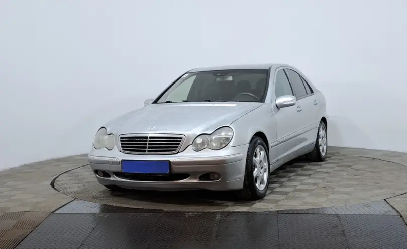 Mercedes-Benz C-Класс 2002 года за 2 000 000 тг. в Астана