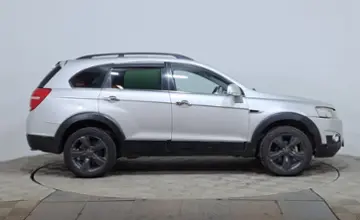 Chevrolet Captiva 2011 года за 3 990 000 тг. в Астана фото 4