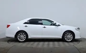 Toyota Camry 2014 года за 7 990 000 тг. в Астана фото 4