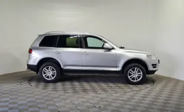 Volkswagen Touareg 2008 года за 6 490 000 тг. в Алматы фото 4