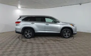 Toyota Highlander 2019 года за 14 590 000 тг. в Шымкент фото 4