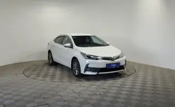 Toyota Corolla 2018 года за 7 900 000 тг. в Алматы фото 3