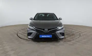 Toyota Camry 2019 года за 13 300 000 тг. в Шымкент фото 2