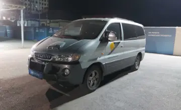 Hyundai Starex 2002 года за 2 800 000 тг. в Шымкент фото 1