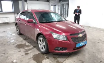 Chevrolet Cruze 2011 года за 3 900 000 тг. в Астана фото 2