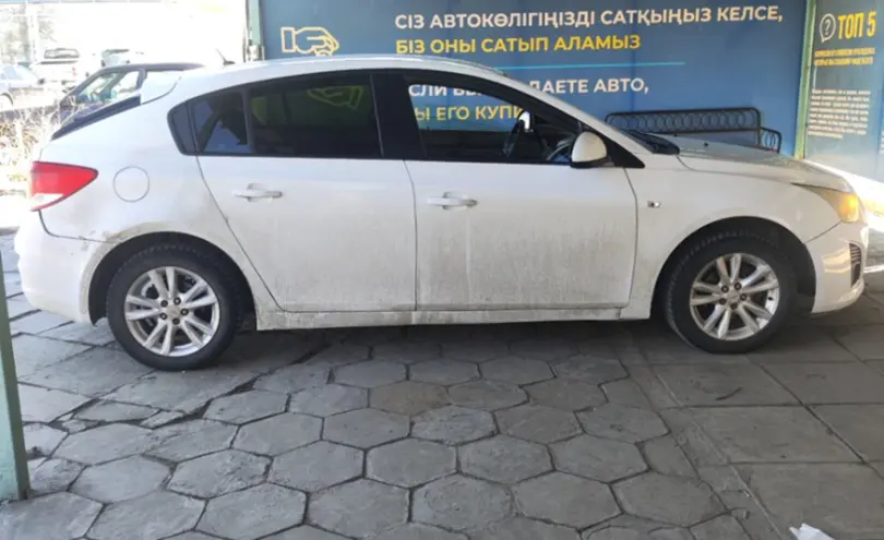 Chevrolet Cruze 2013 года за 3 500 000 тг. в Талдыкорган фото 4