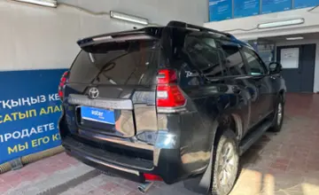 Toyota Land Cruiser Prado 2021 года за 23 000 000 тг. в Астана