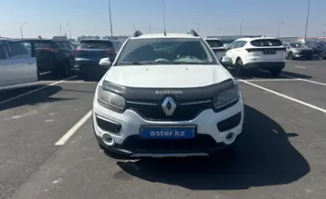 Renault Sandero 2017 года за 5 500 000 тг. в Алматы фото 2