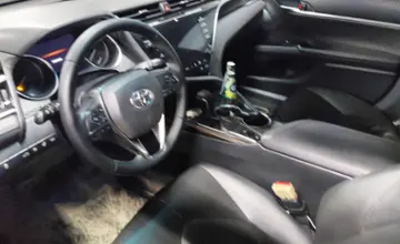 Toyota Camry 2018 года за 12 500 000 тг. в Астана фото 5