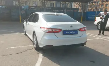 Toyota Camry 2021 года за 13 950 000 тг. в Алматы фото 4